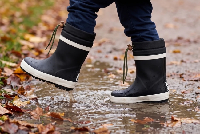 XQ Footwear