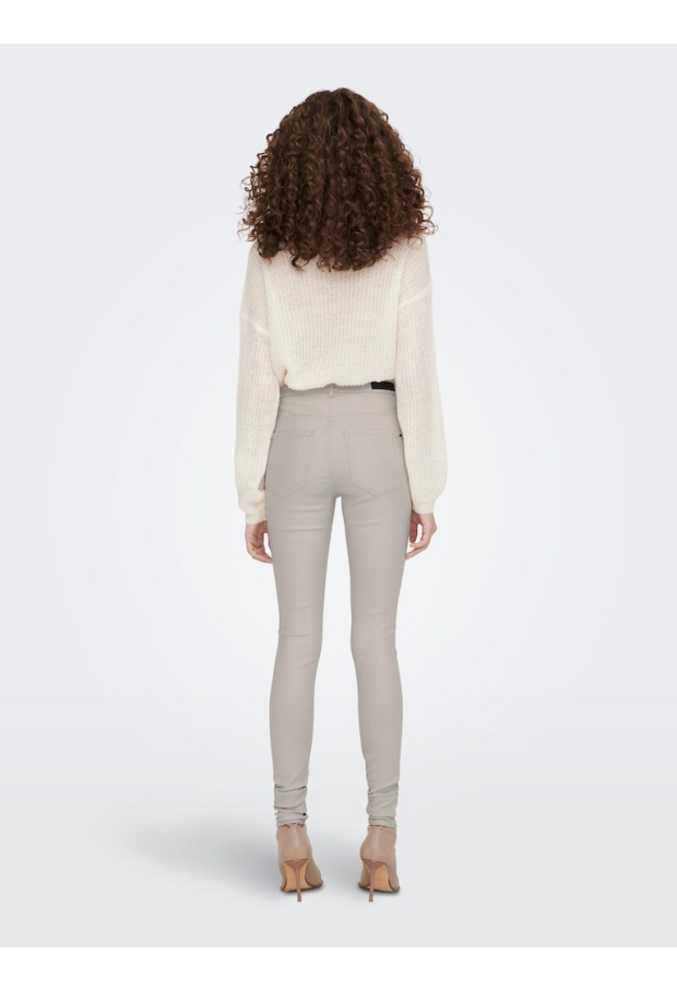 15211786 Chateau Gray