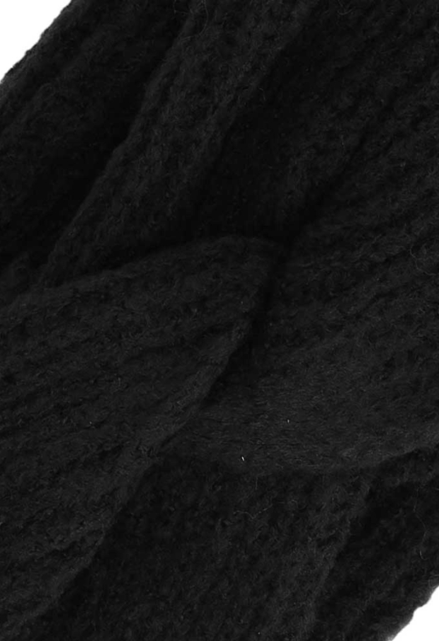 000436-00003 zwart
