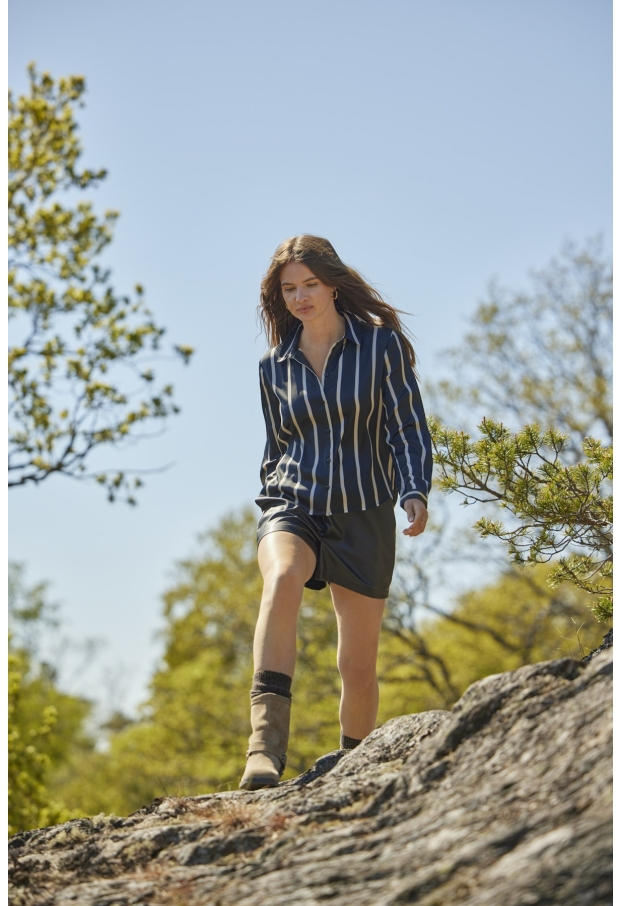 15203504 Black/08-24-30 MULTI ABSTRACT 