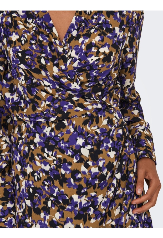 15303196 Toasted Coconut/CHOCOLATE TORTE HOU 