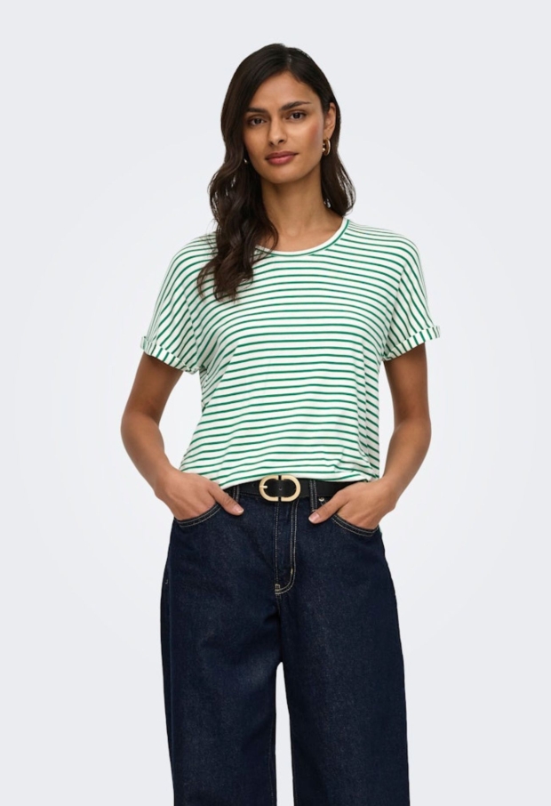 15325267 Cloud Dancer/JELLY BEAN