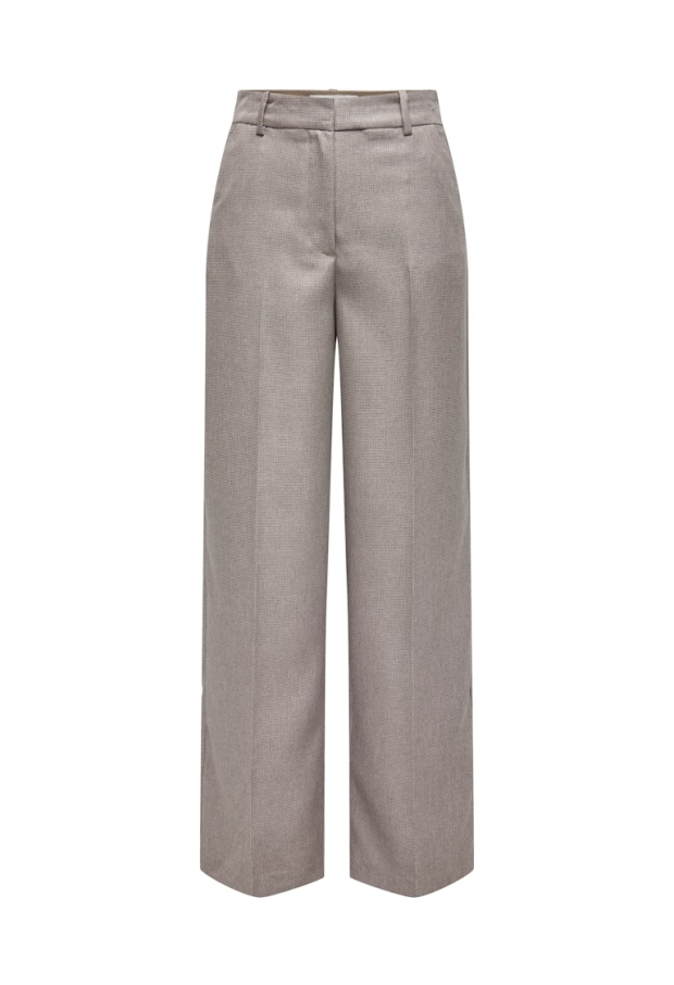 15332762 Malt Ball/W. CEMENT DOTS