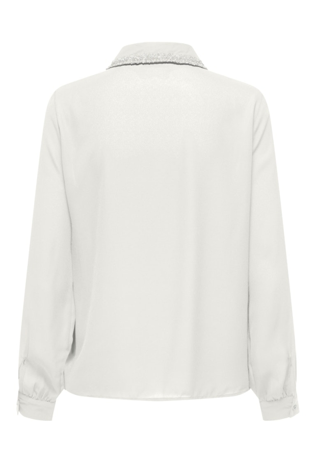 15336885 Cloud Dancer