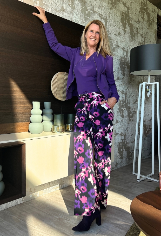 202433 faded flower paars 