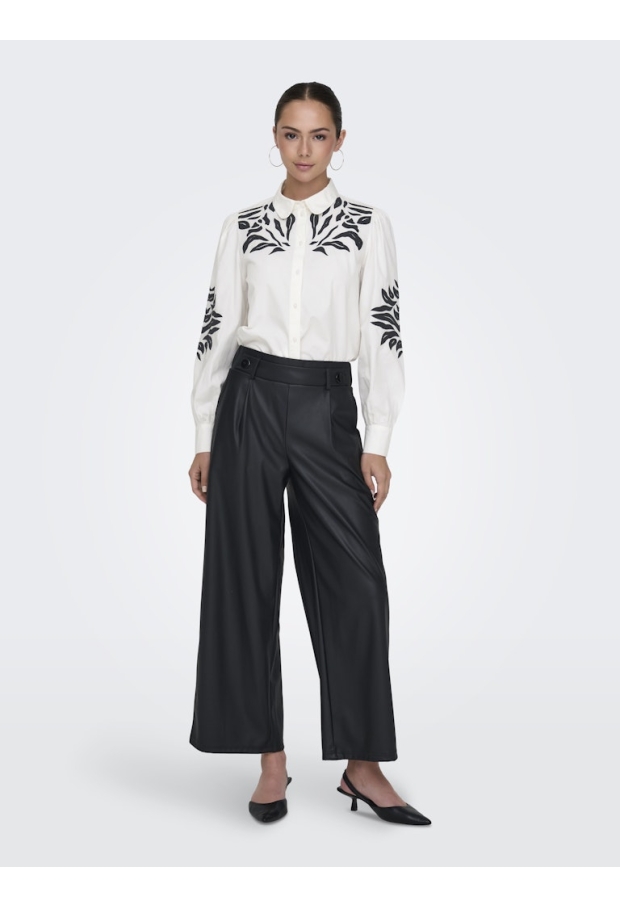 15343792 Cloud Dancer/LOVE 