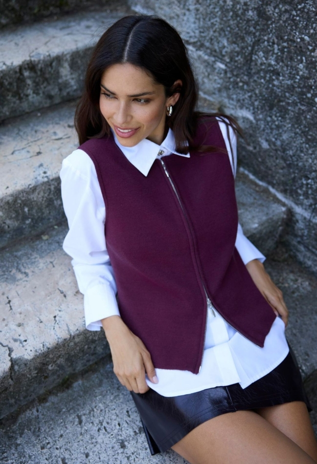 15355472 Maroon Banner 