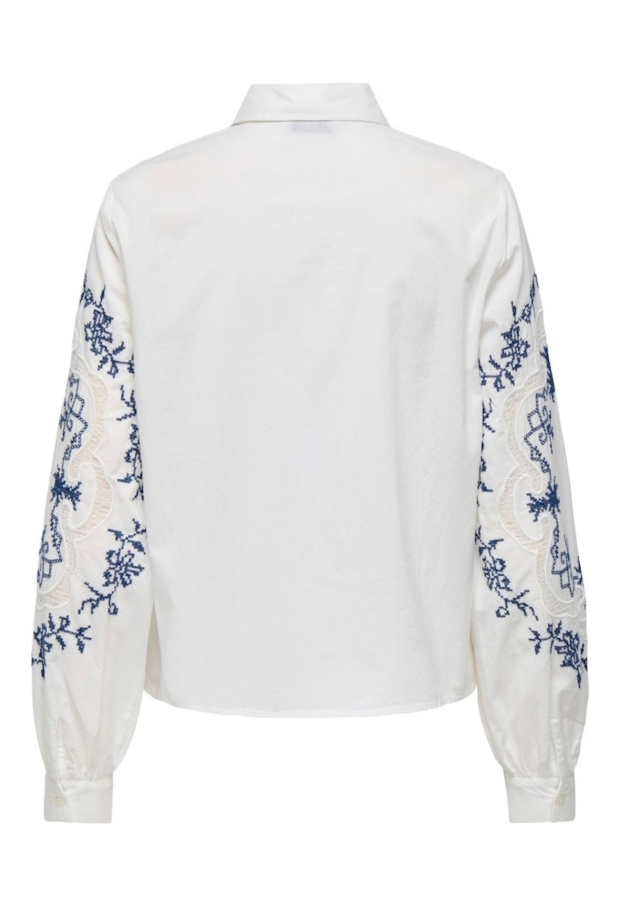 15359403 Cloud Dancer/LOVE 