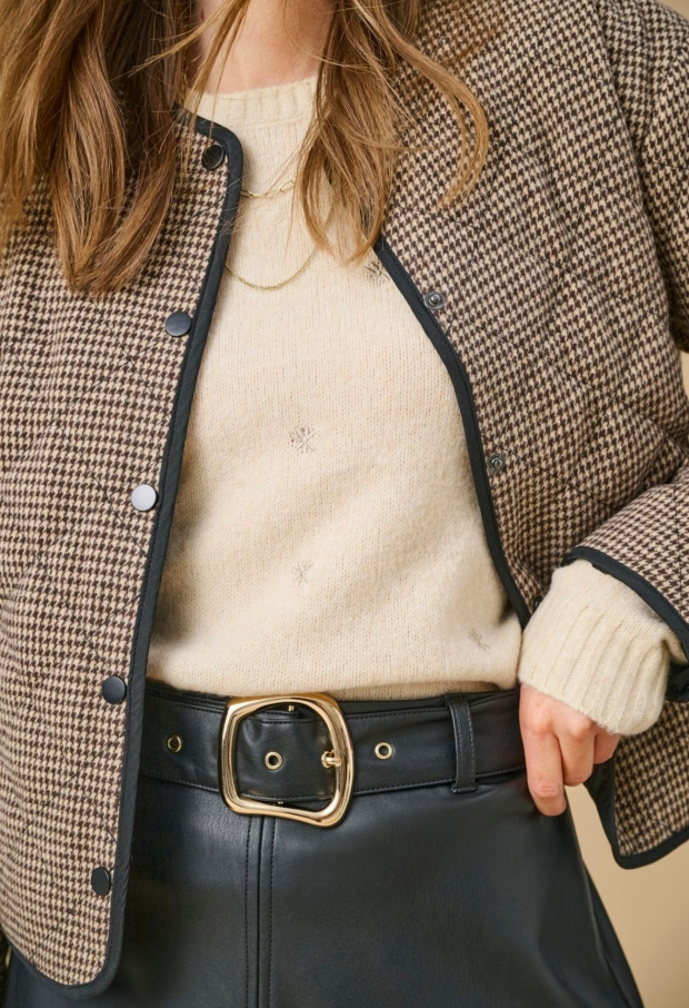 15361206 Toasted Coconut/CHOCOLATE TORTE HOU 