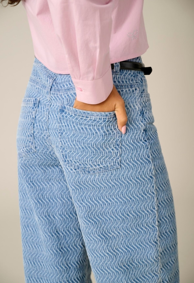 15362001 Light Blue Denim 