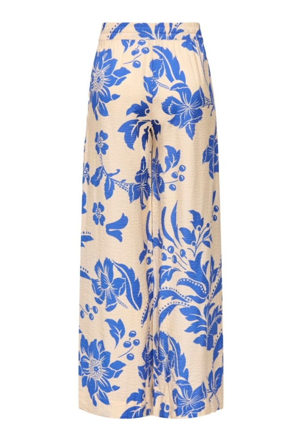 15371203 Creme/35-01-26 DAZZLING BLUE FLOWER 