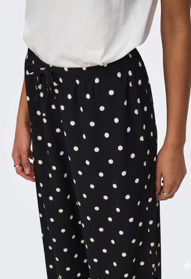 15370187 Black/SANDSHELL DOT 