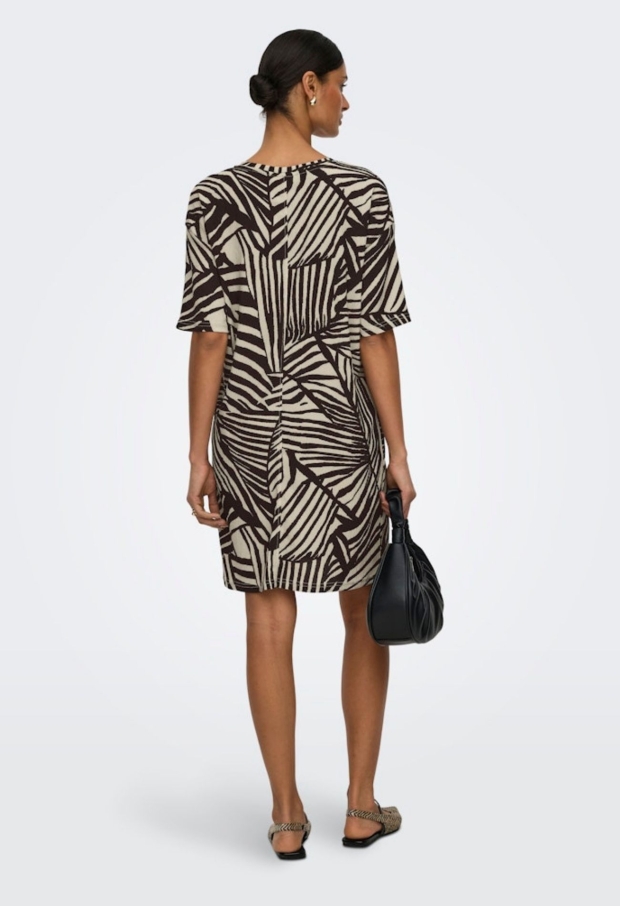 15358880 Sandshell/CHOCOLATE TORTE TROPE 