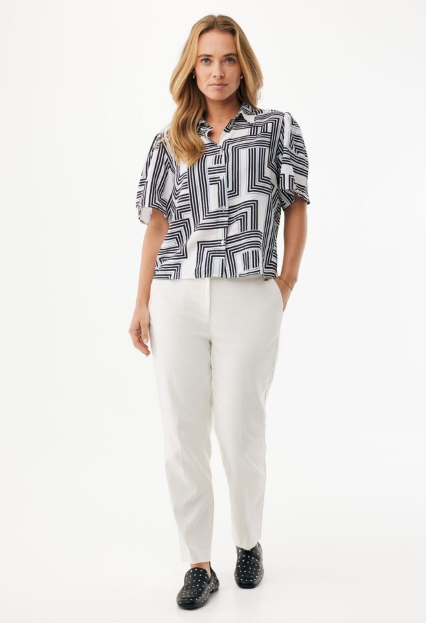 MF007000261W off white 