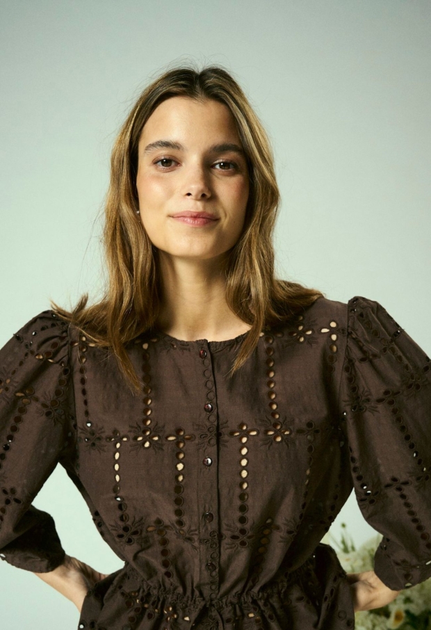 15377530 Chocolate Brown 