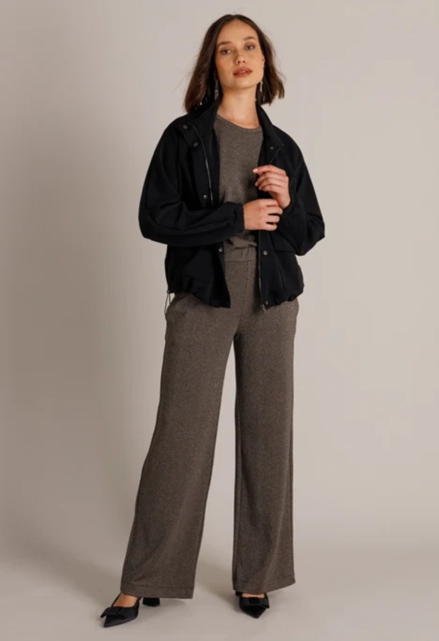 Yest Dames Tops korte mouw Black/Taupe Grey 0006653 Yest Dames Tops korte mouw Black/Taupe Grey 0006653