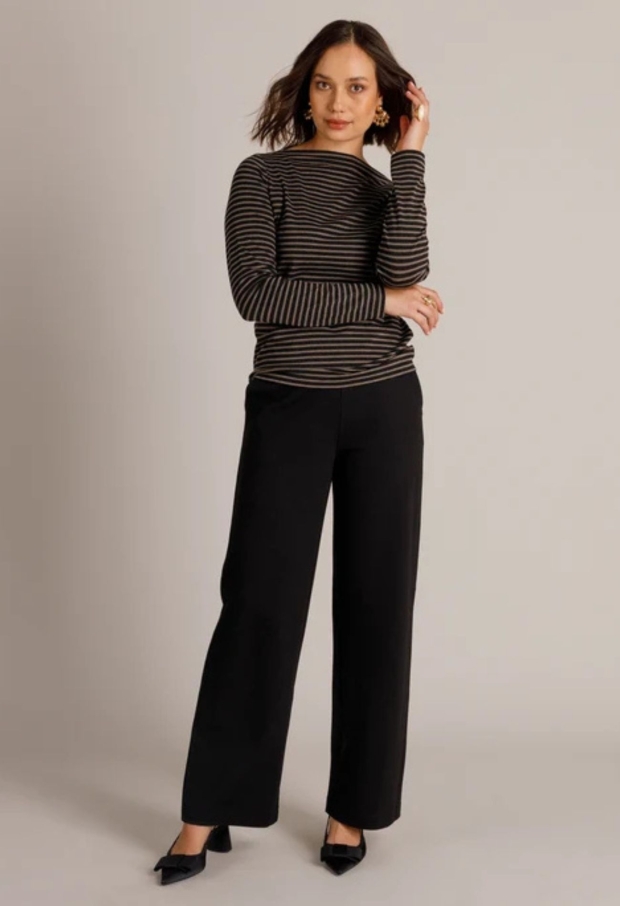 Yest Dames T-shirts lange mouw Black/Light Taupe 0006763 Yest Dames T-shirts lange mouw Black/Light Taupe 0006763
