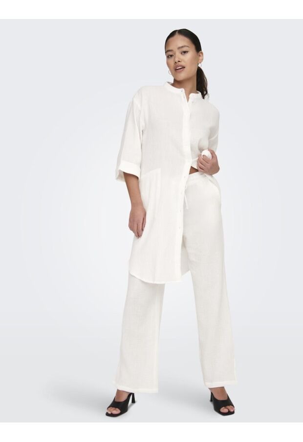 15204625 Cloud Dancer 