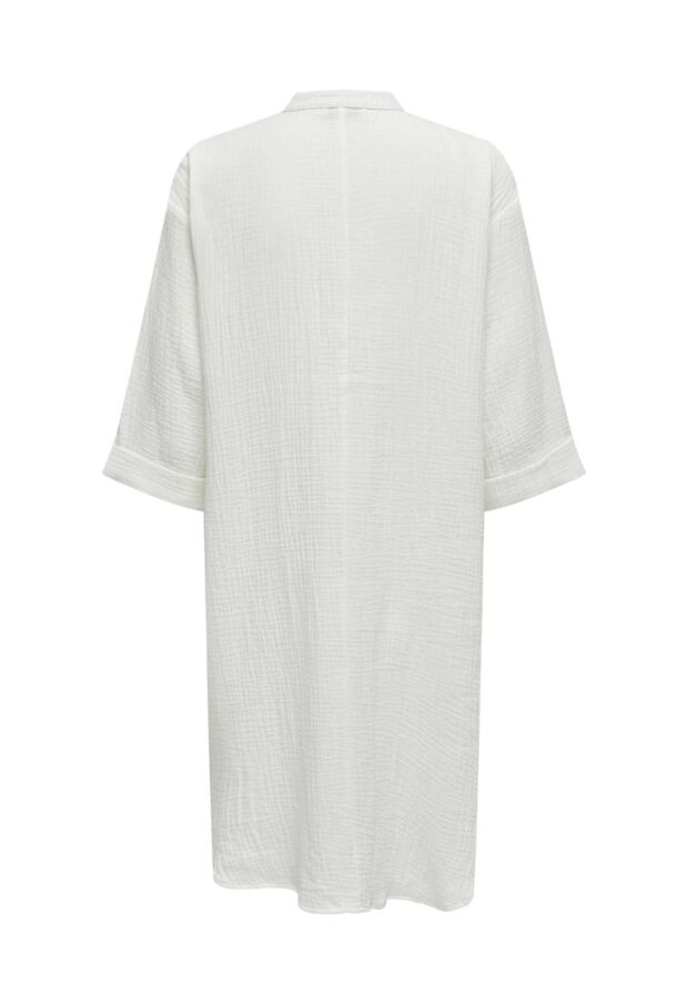 15204625 Cloud Dancer 