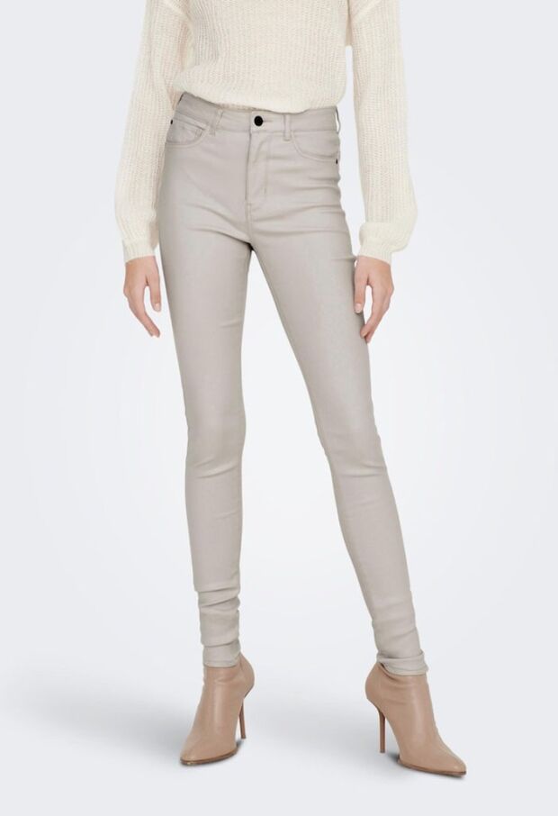 15211786 Chateau Gray 