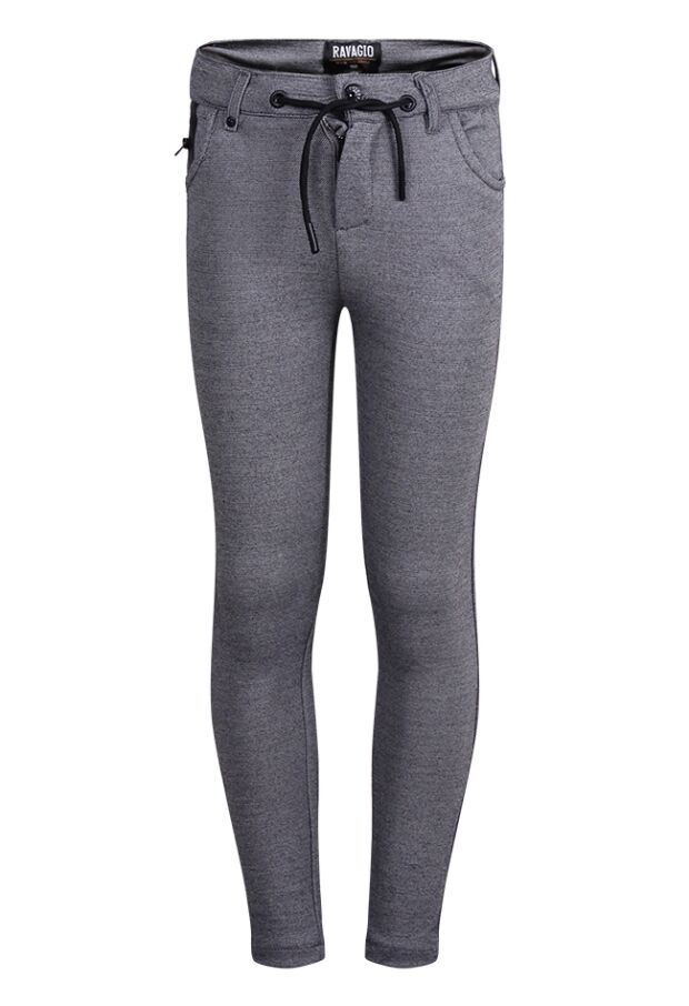 W70227/Louglas Antra melee 