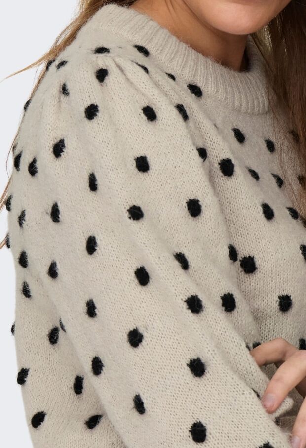 15304813 Cement/W. BLACK DOTS 