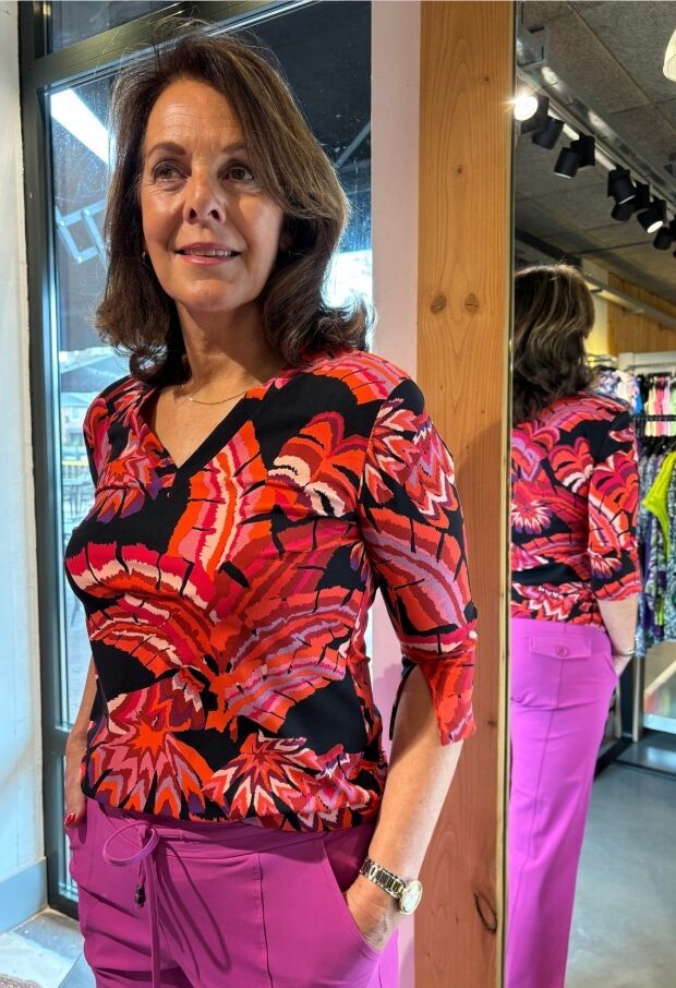 202329 tropical zwart 