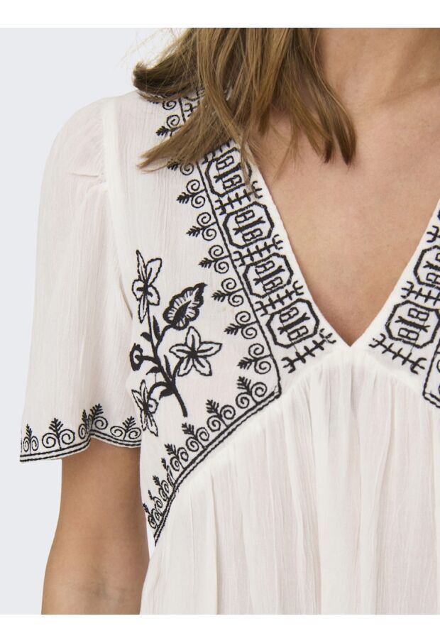 15350745 Cloud Dancer/W. WHITE PEARLS