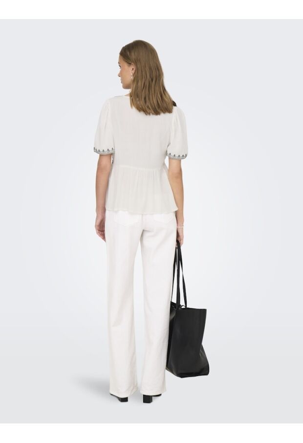 15350745 Cloud Dancer/W. WHITE PEARLS