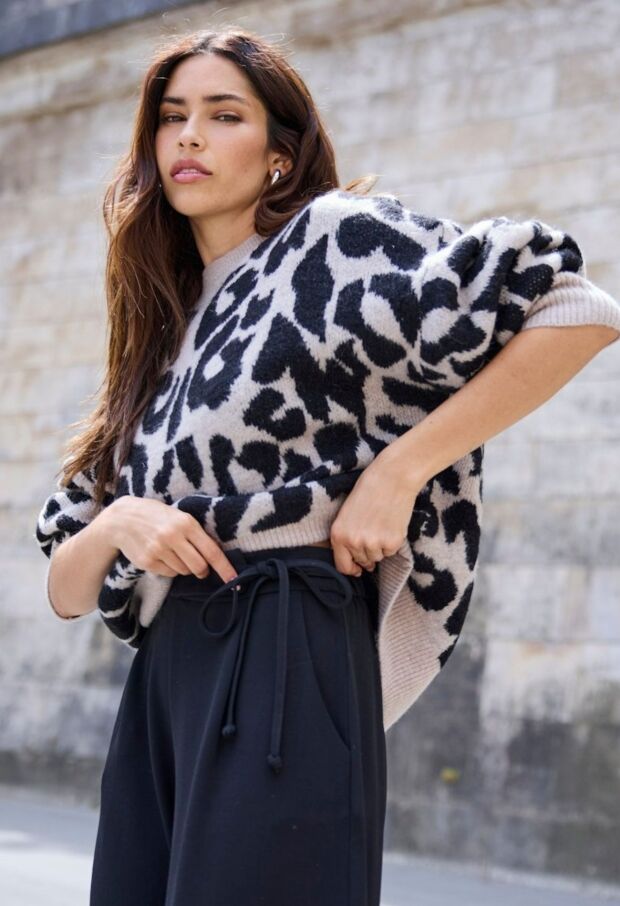 15357557 Beige/BLACK LEO 