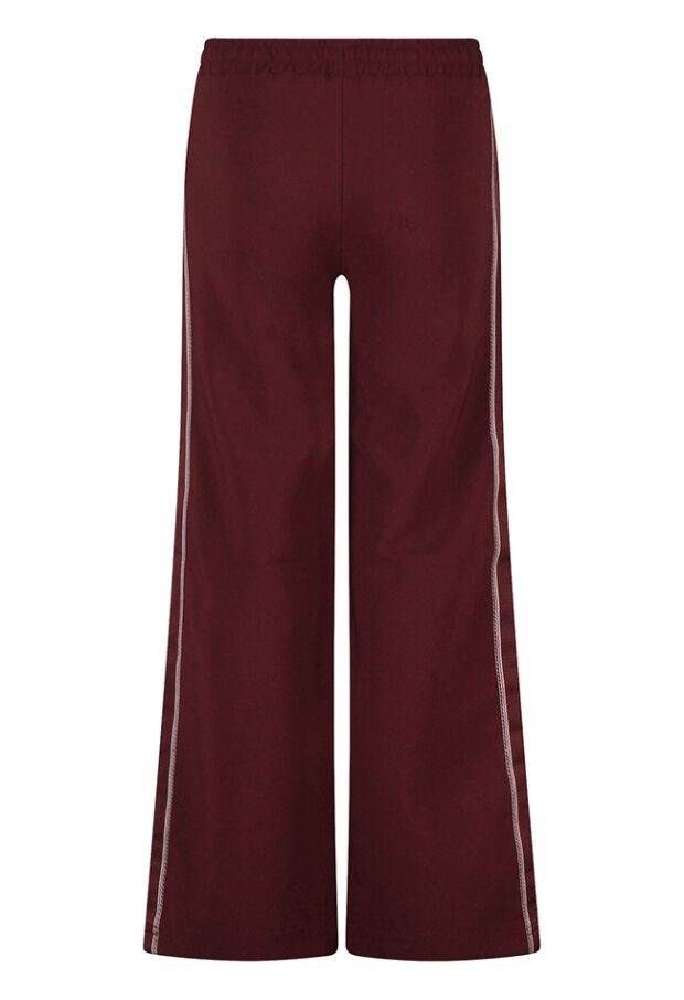 W10091/Tamira DONKER ROOD