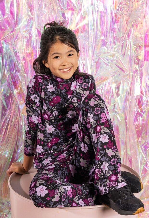 W10120/Tieneke bloem grape 