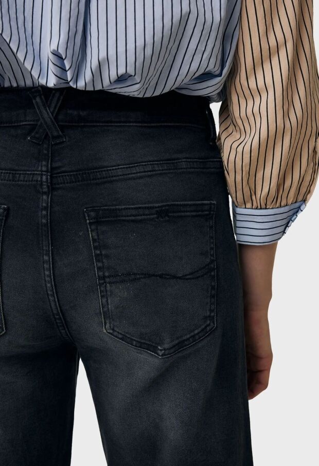 MF006202253W Black denim