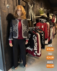 Instagram foto 3 van @jensen_familyshop