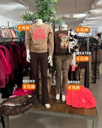 Instagram foto 1 van @jensen_familyshop